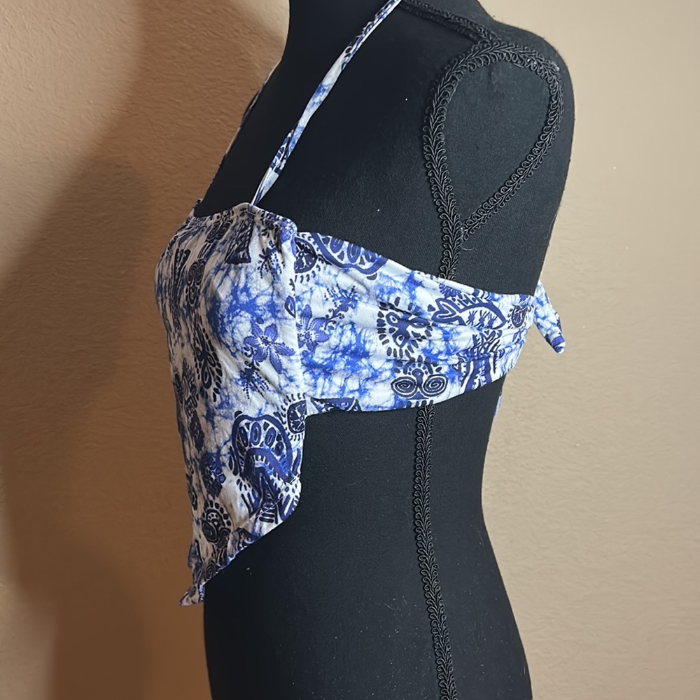 Blue Pattern Halter Top - Picture 4 of 5